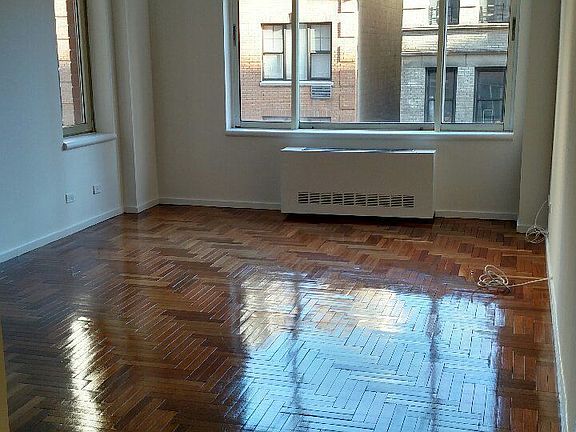2nd image of 2373 Broadway APT 724