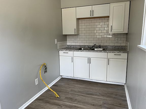 5th image of 2174 Sullivant Ave #10637519
