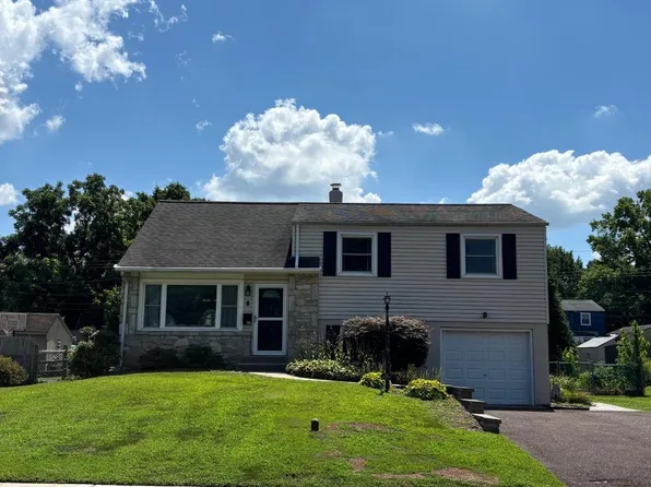 316 Central Dr, Lansdale, PA 19446