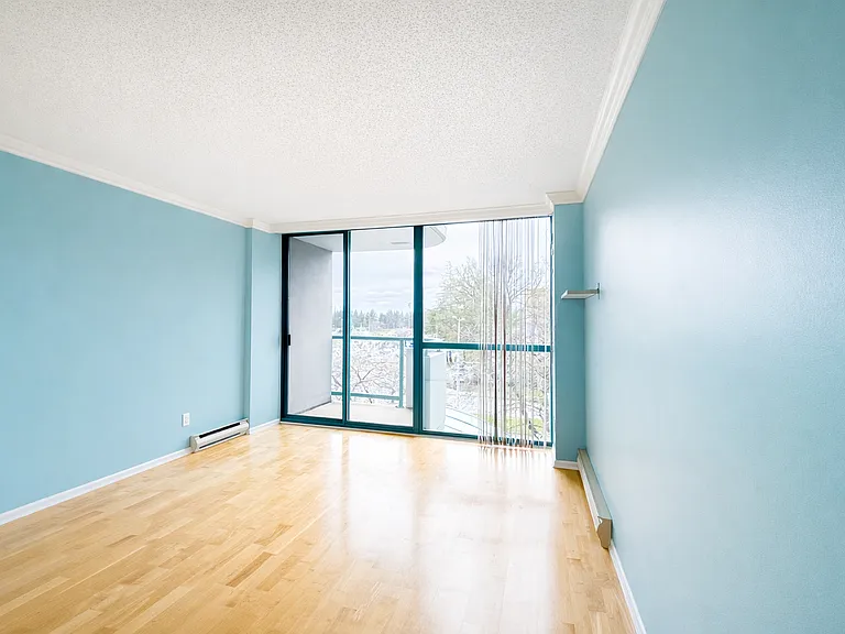 7500 Granville Ave #405 — Photo 21