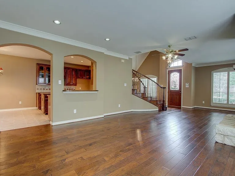 224 Heatherwood Dr — Photo 10