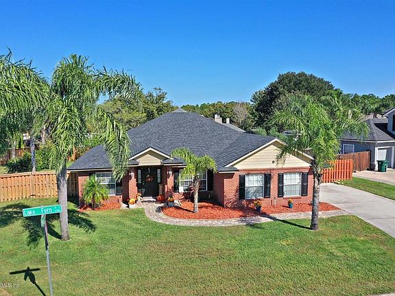 3rd image of 12169 Lake Fern Dr E