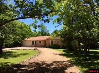 96 N Hightower Ct, Mountain Home, AR 72653