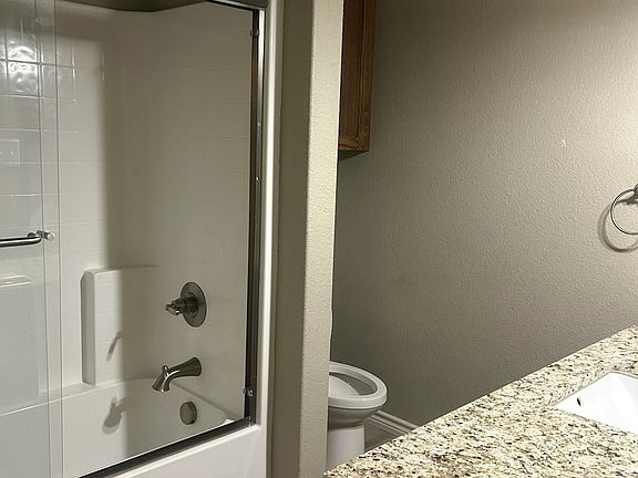 5th image of 2607 Leroy Ln Unit A