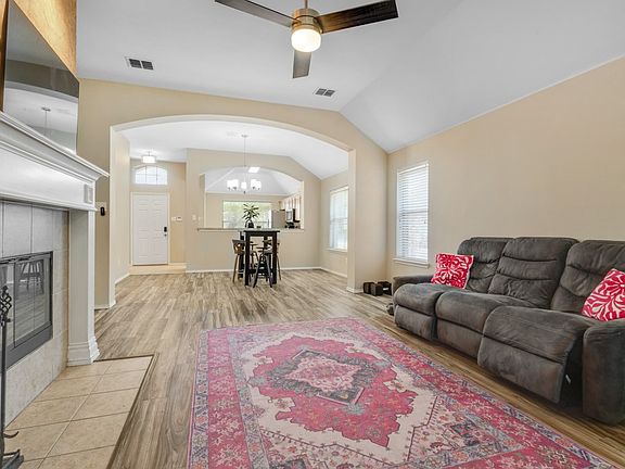 4th image of 1417 Constantina Dr