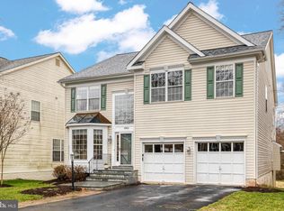 47493 Saulty Dr, Sterling, VA 20165