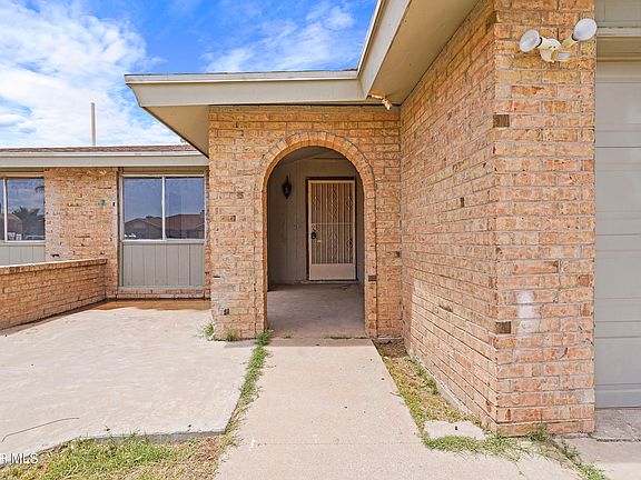 4th image of 6713 Heartstone Ct