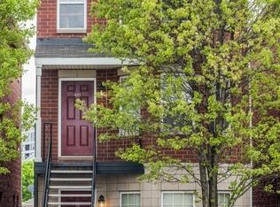 651 W Division St #C, Chicago, IL 60610