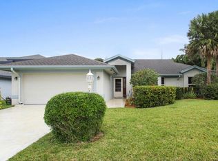 536 N Cypress Dr, Tequesta, FL 33469