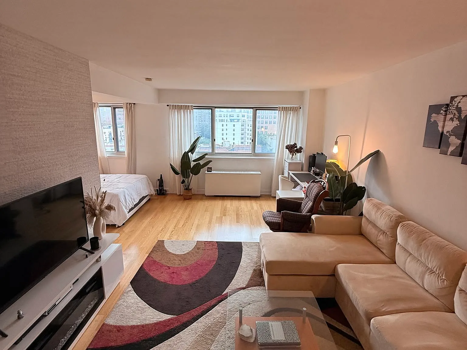 401 East 65th Street — Photo 1