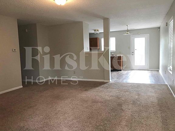 3rd image of 3539 Brandenburg Blvd