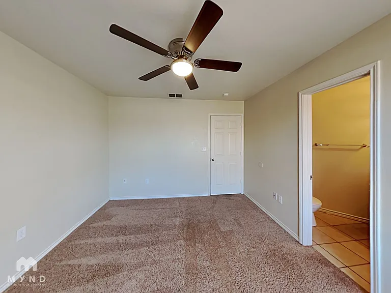 804 N Belmont Ave #B — Photo 16