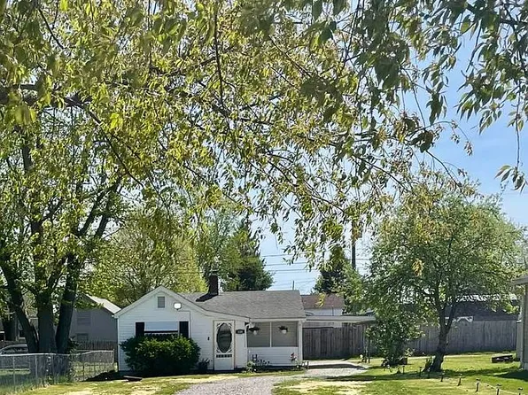 120 S 32nd St, Newark, OH 43055