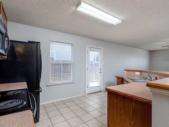 5th image of 9804 Thomas Jefferson Dr
