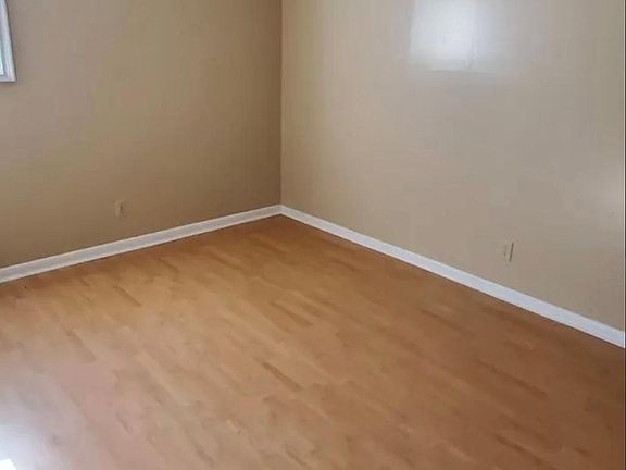 4th image of 1808 Monaghan Dr APT 4S