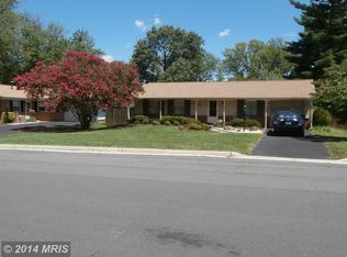 204 W Maple Ave, Sterling, VA 20164