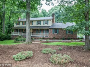 11923 Richland Ln, Herndon, VA 20171