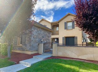 1205 Imperial Lily Dr, Patterson, CA 95363