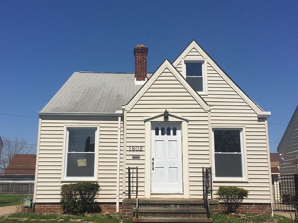 1st image of 1802 Tuxedo Ave