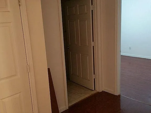 893 Polk Ave — Photo 5