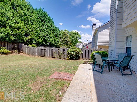 3rd image of 2405 Ashton Dr