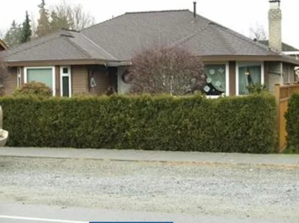 16715 104th Ave, Surrey, BC V4N 1Z5