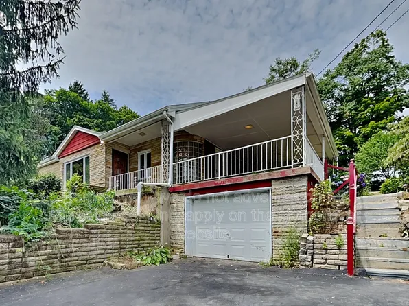 1130 Kings Ln, Coraopolis, PA 15108