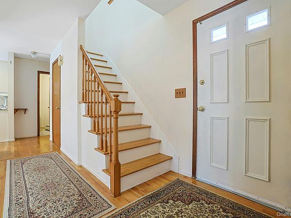 3rd image of 186 Rutledge Avenue