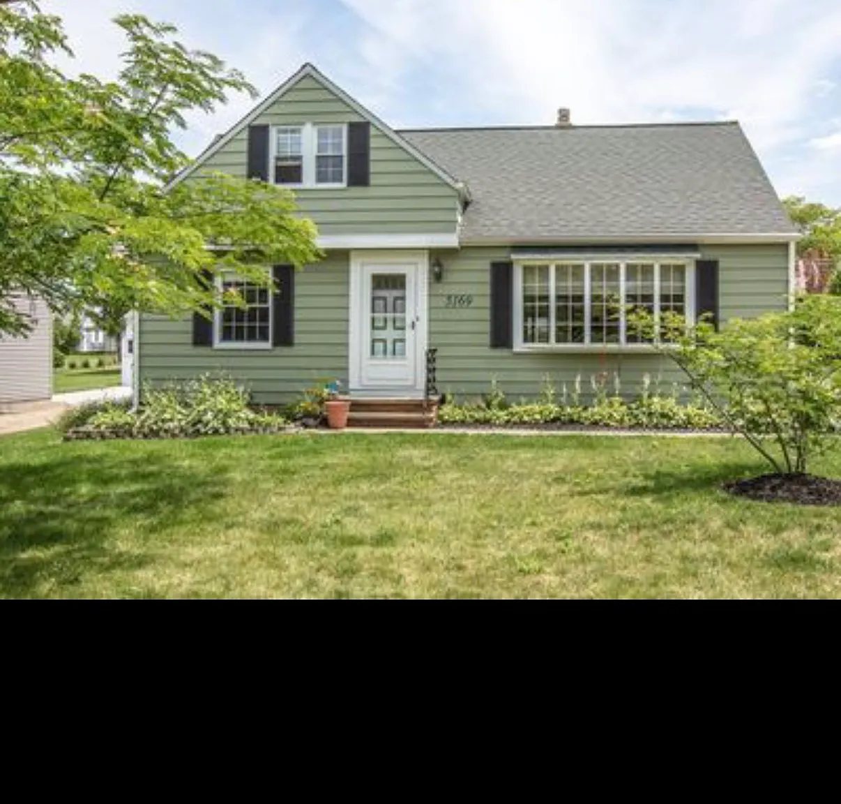 3 bed, 1168 sqft, $2,100 — Photo 1