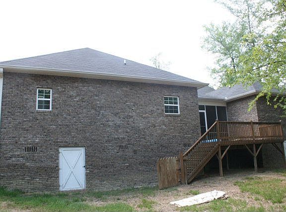 3rd image of 233 Hidden Creek Cir