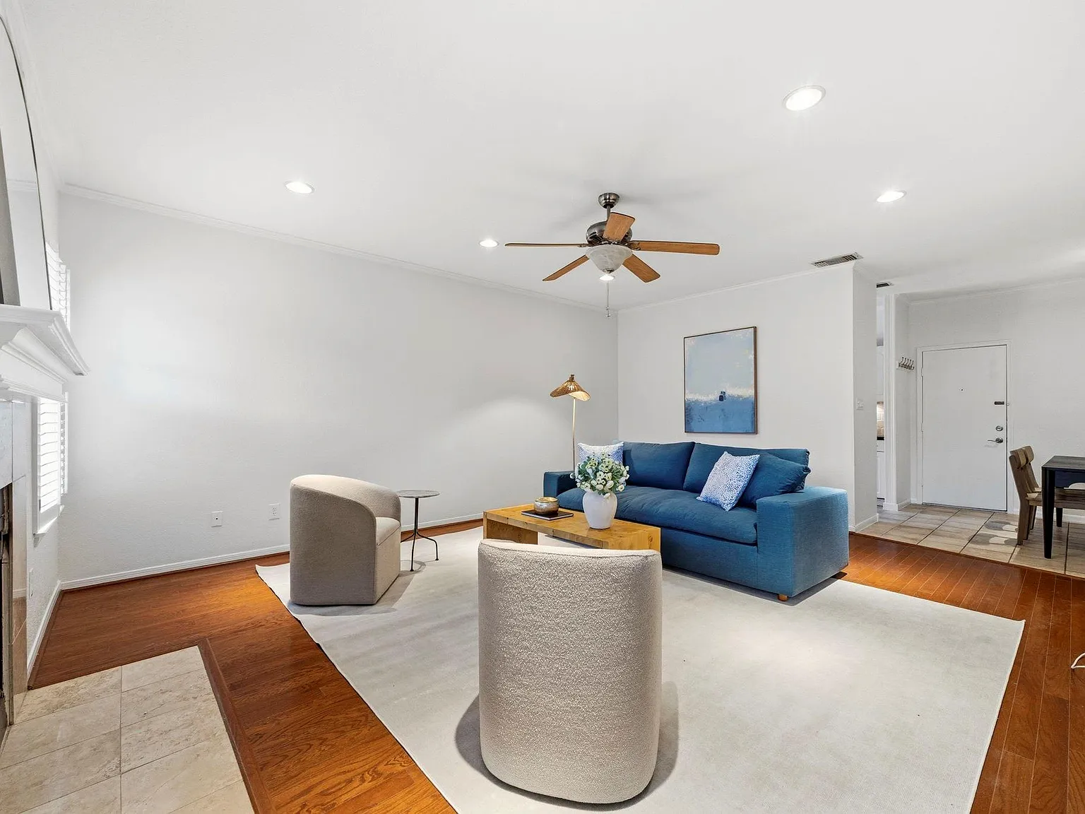 2 bed, 2.5 bath, 1520 sqft, $1,800 — Photo 1