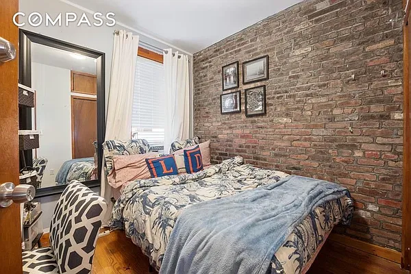 Rented by Compass | media 10