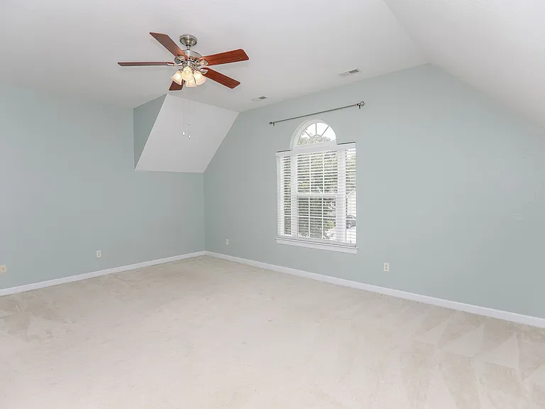 2200 Elijah St — Photo 24
