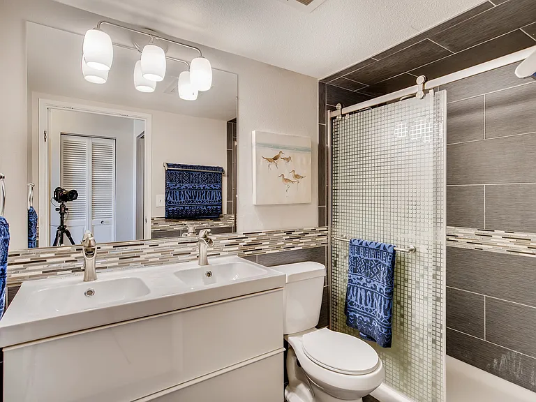 1301 Speer Blvd #7 — Photo 3