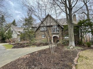 43 The Kingsway, Toronto, ON M8X2S9