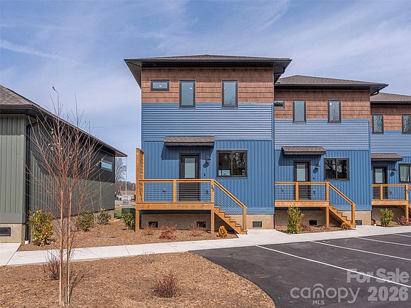 2nd image of 35 Leap Frog Park
