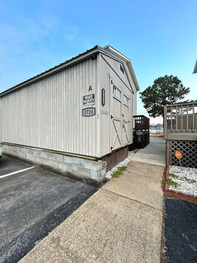 Condo with Private Boat Slip & Deep Water Access! — Photo 4