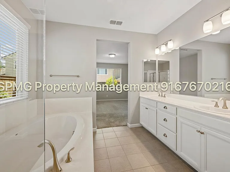 5649 Black Willow St — Photo 15