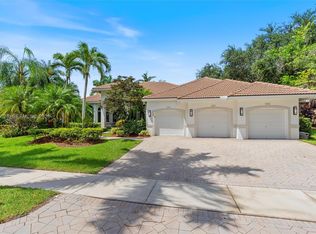 2499 Princeton Ct, Weston, FL 33327