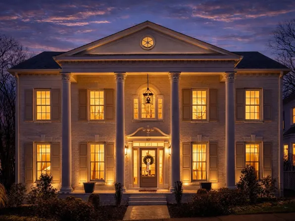 107 Chatsworth Dr, Nashville, TN 37215