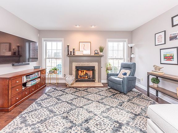 5th image of 5722 Hampshire Ln