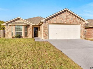 7030 Ranch Hill Dr, Flint, TX 75762
