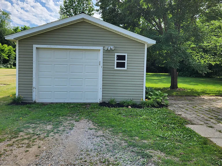 4741 Dexter Pinckney Rd — Photo 2