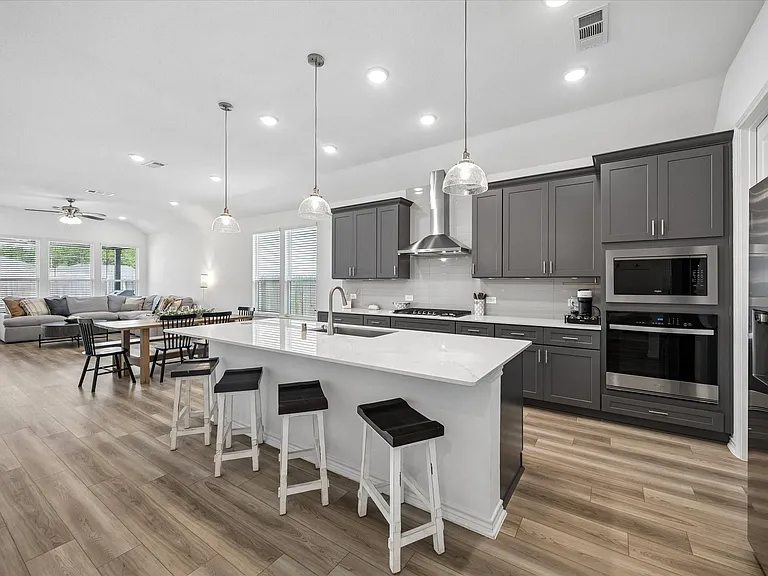 551 Ruby Bend Ln — Photo 7