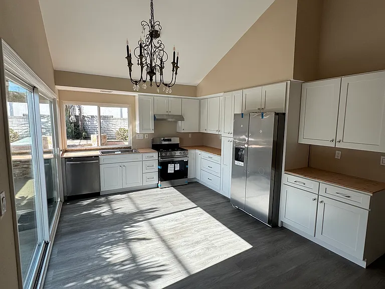 17942 Scotia Cir — Photo 4