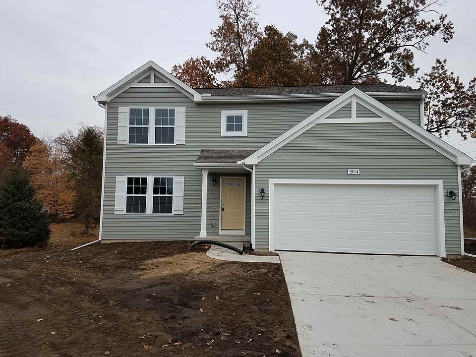 1st image of 1904 Everglades Ct