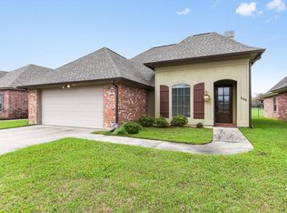 104 Clover Leaf Dr, Lafayette, LA 70508