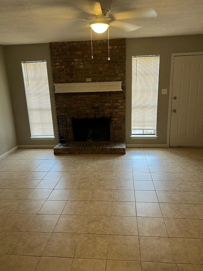 151 Susan Street - 1 — Photo 4