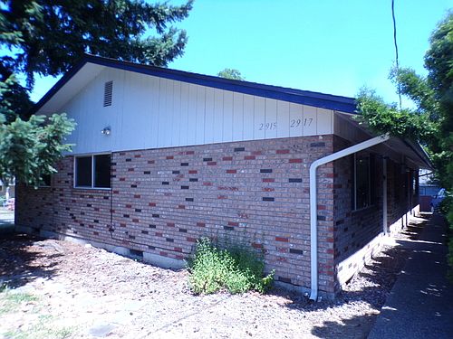 2nd image of 2915 Drummond Ave #2915
