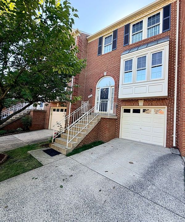 1st image of 4722 Minor Cir